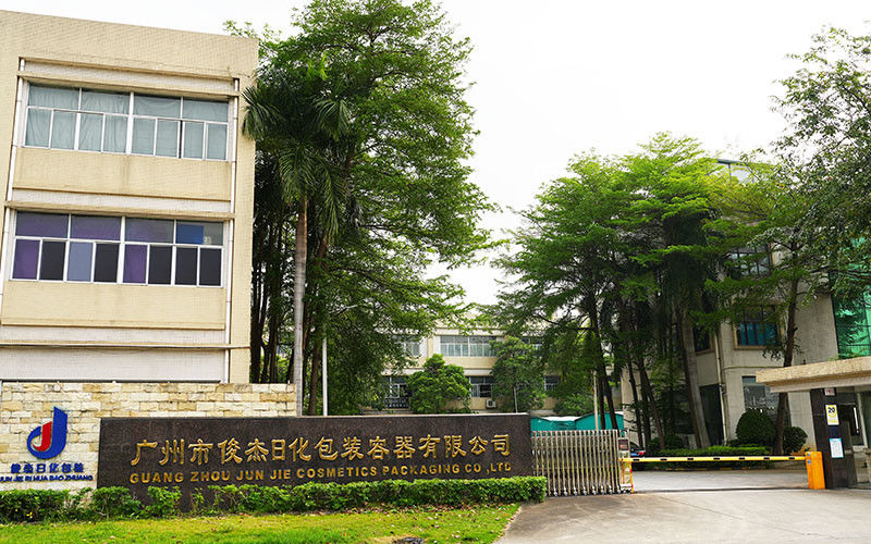 Guangzhou Junjie Cosmetics Packaging Co., Ltd.